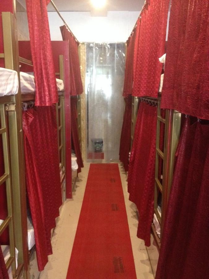 Dream Dormitory Mumbai Exteriör bild